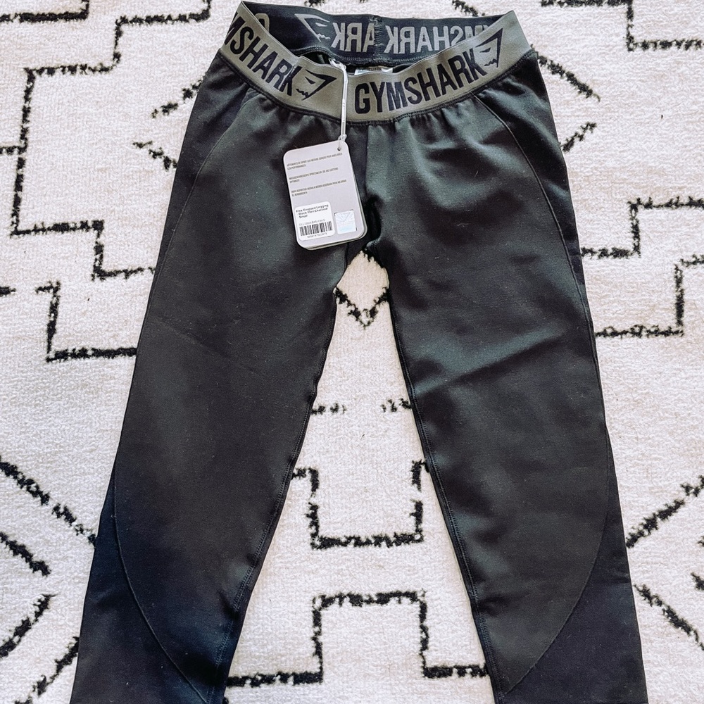 GYMSHARK cropped leggings